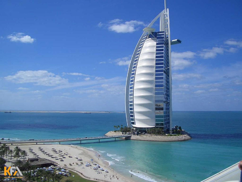 Khách sạn 7 sao Bu Al Arab của Dubai