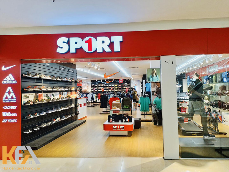 Mẫu shop đồ thể thao có biển hiệu nổi bật