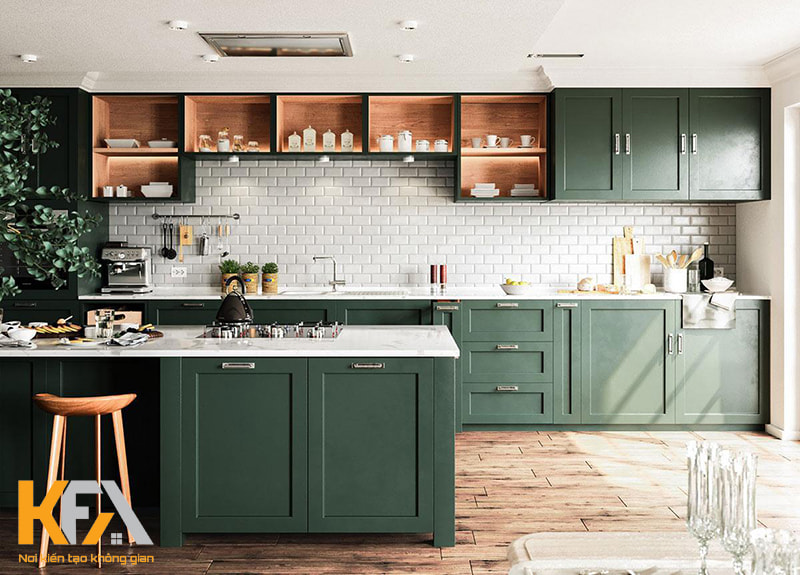Nếu lựa chọn tủ bếp màu xanh rêu, bạn nên sơn màu nền sáng và tận dụng ánh sáng tự nhiên