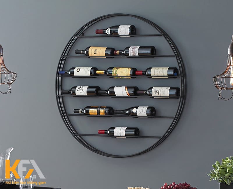 Tủ rượu khung kim loại kiểu dáng hình tròn độc đáo, ấn tượng
